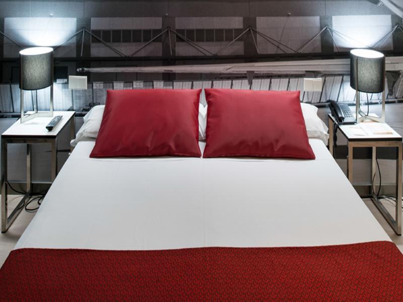 Catalonia Avinyó Hotel